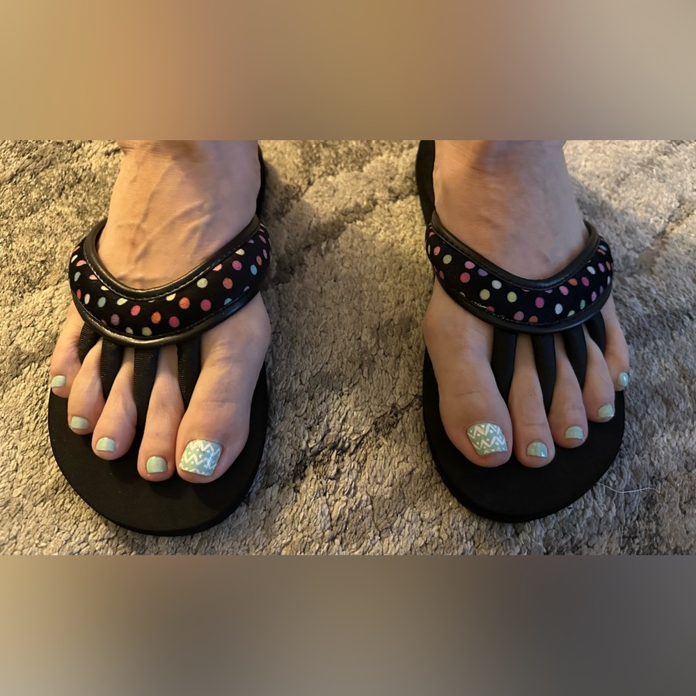 Black Polka Dot Pedi Couture Sandals - Size 8.5 - 9.5